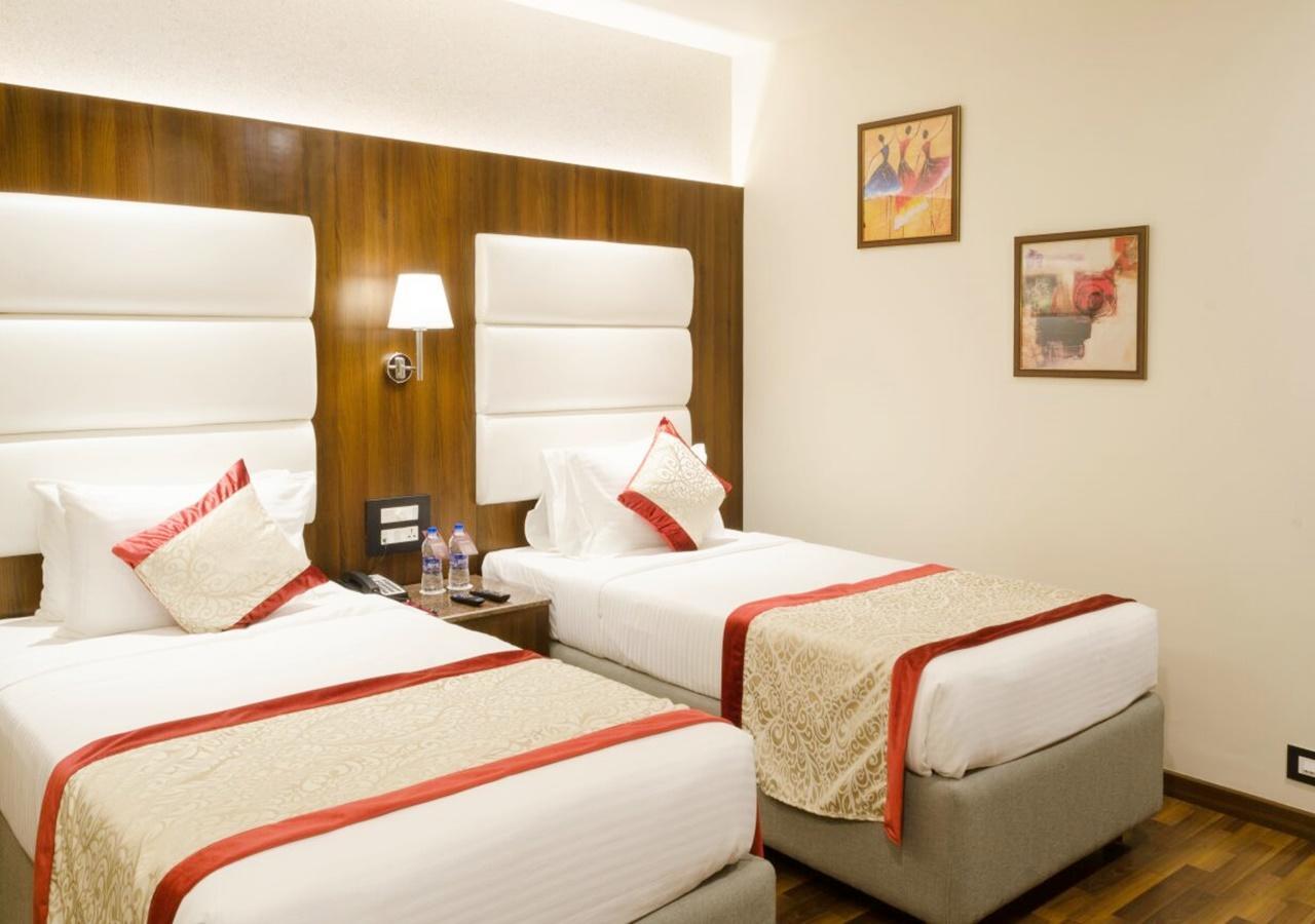 Ss Lumina Hotel Bengalúr Exteriér fotografie